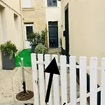 Au Centre Des Plages Du Débarquement Сasa de vacaciones *