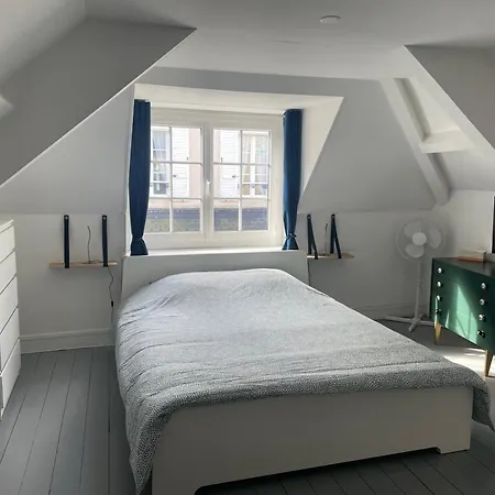 La Crabette Bleue Grandcamp-Maisy