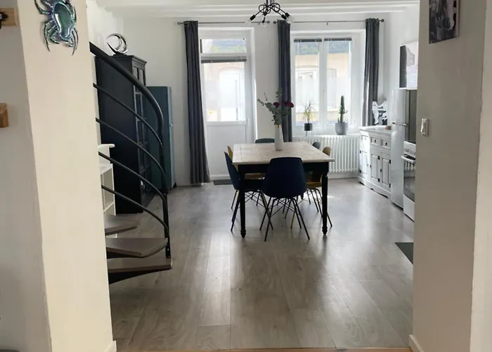 Ferienhaus La Crabette Bleue *